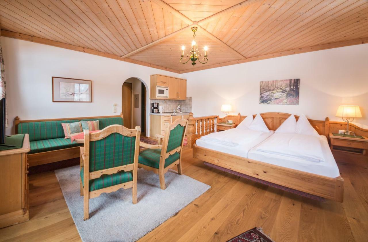 Haus Am Platz - Weitgasser Алтенмаркт им Понгау Екстериор снимка